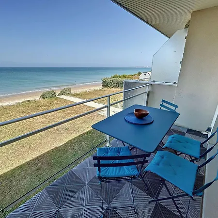 En Front De Avec Balcon Et Parking Privatif - Fr-1-361-360 *